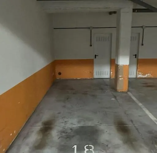 Piso Con Plaza De Garaje Vut4589as 公寓 希洪